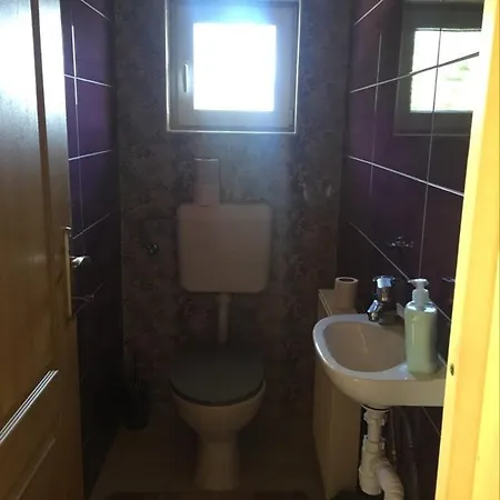 Nyugalmas 2 Vendeghaz Lägenhet *