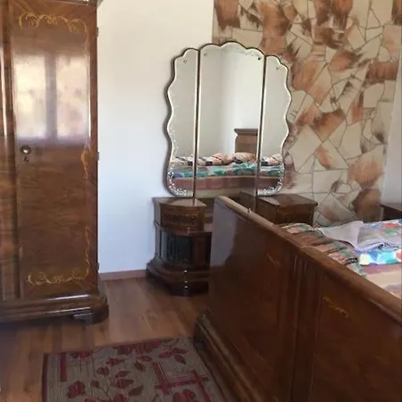 Nyugalmas 2 Vendeghaz