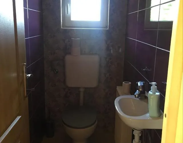 Nyugalmas 2 Vendeghaz Lägenhet *